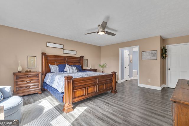 135 Anna Lane, Fayetteville, GA 30215