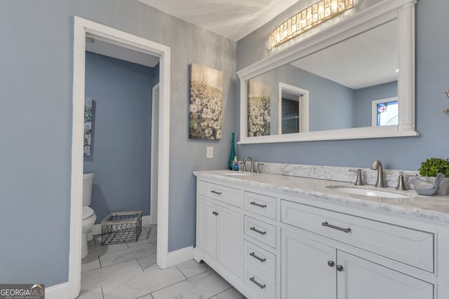 135 Anna Lane, Fayetteville, GA 30215