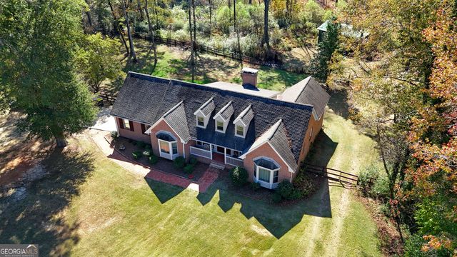 135 Anna Lane, Fayetteville, GA 30215