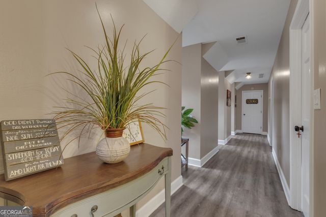 135 Anna Lane, Fayetteville, GA 30215