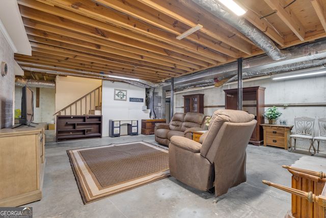 135 Anna Lane, Fayetteville, GA 30215