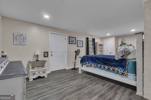 135 Anna Lane, Fayetteville, GA 30215