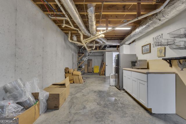 135 Anna Lane, Fayetteville, GA 30215