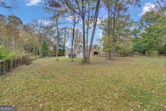 135 Anna Lane, Fayetteville, GA 30215