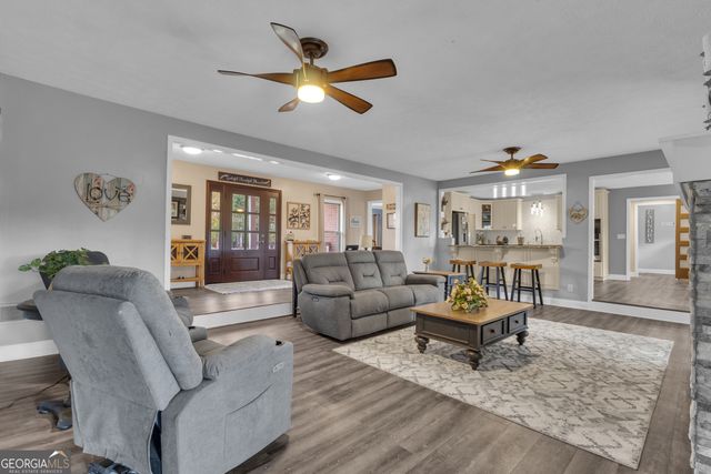 135 Anna Lane, Fayetteville, GA 30215