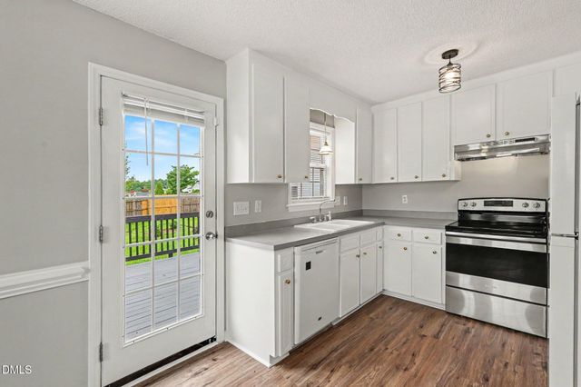 200 Waterford Drive, Clayton, NC 27520