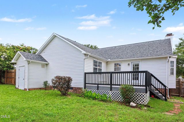 200 Waterford Drive, Clayton, NC 27520