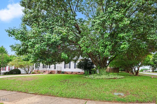 200 Waterford Drive, Clayton, NC 27520