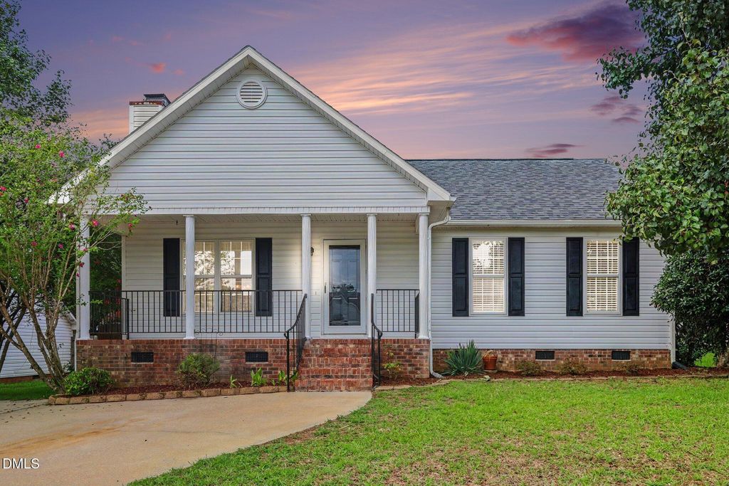 200 Waterford Drive, Clayton, NC 27520