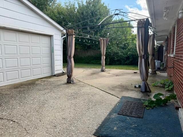 1980 Greenleaf Drive, Lexington, KY 40505