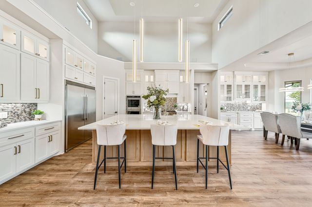 4009 Pinnacle Ridge, Granbury, TX 76049