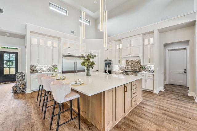 4009 Pinnacle Ridge, Granbury, TX 76049