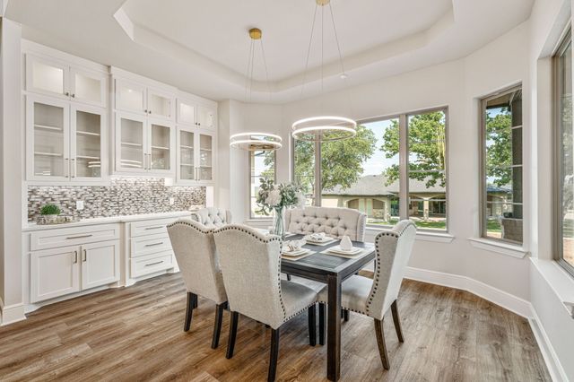 4009 Pinnacle Ridge, Granbury, TX 76049