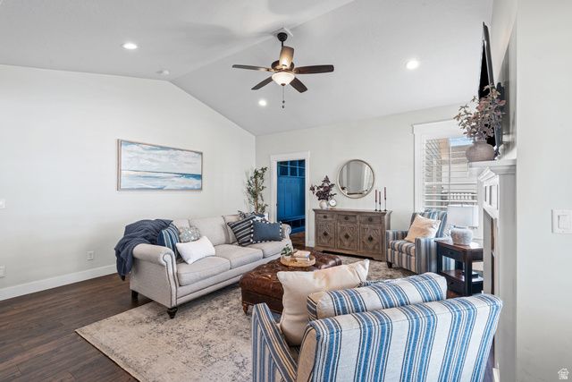 10858 S PORCINI DR, South Jordan, UT 84009