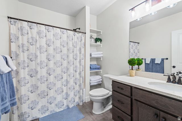 10858 S PORCINI DR, South Jordan, UT 84009