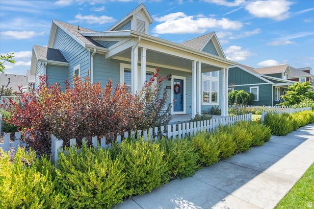 10858 S PORCINI DR, South Jordan, UT 84009