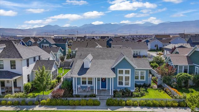 10858 S PORCINI DR, South Jordan, UT 84009