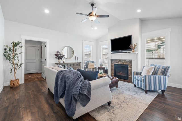 10858 S PORCINI DR, South Jordan, UT 84009