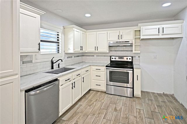 764 Vista Parkway, New Braunfels, TX 78130