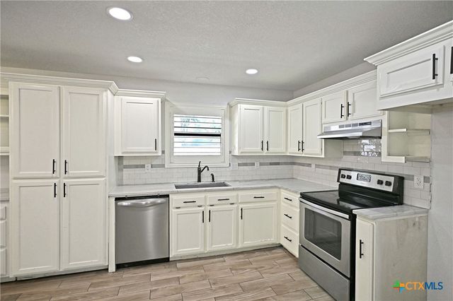 764 Vista Parkway, New Braunfels, TX 78130