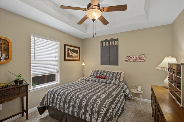 2821 Willow Ridge Circle, Granbury, TX 76049