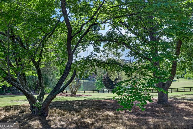 1027 Fischer Road, Sharpsburg, GA 30277