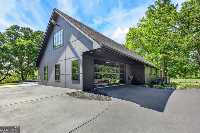 1027 Fischer Road, Sharpsburg, GA 30277
