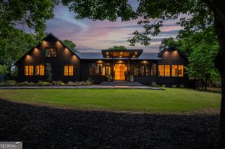 1027 Fischer Road, Sharpsburg, GA 30277