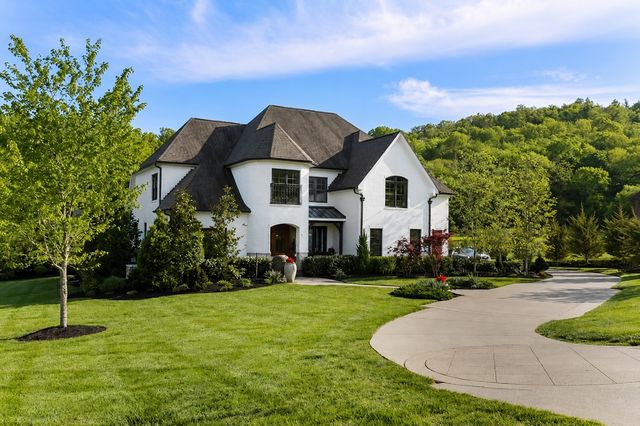 4909 Buds Farm Ln, Franklin, TN 37064