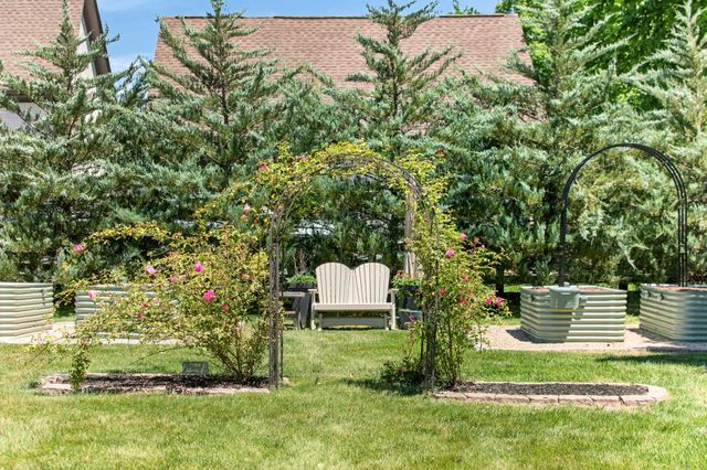 4909 Buds Farm Ln, Franklin, TN 37064