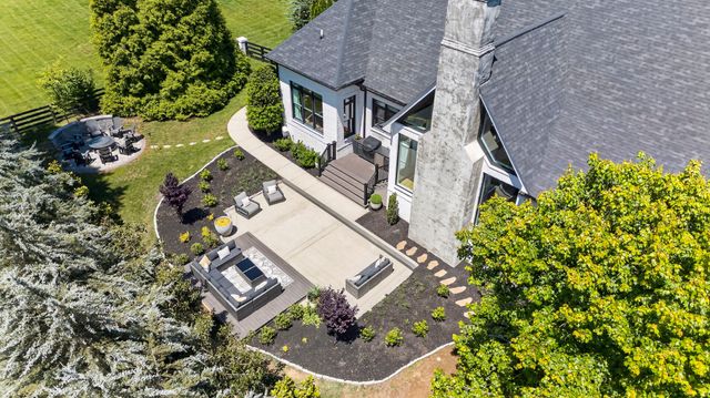 4909 Buds Farm Ln, Franklin, TN 37064