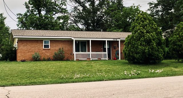 708 W Grove Street, Kaufman, TX 75142