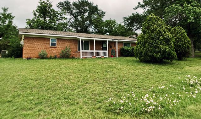 708 W Grove Street, Kaufman, TX 75142