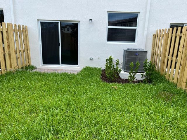 12235 NW 23rd Path, Miami, FL 33167