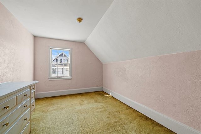 6 Cottage Pl, Lowell, MA 01852