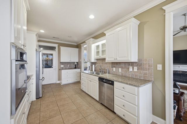 15 Stonemore, Petal, MS 39465