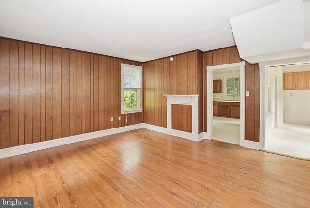 17 OLD PROSPECT AVE, Shepherdstown, WV 25443
