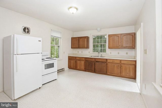17 OLD PROSPECT AVE, Shepherdstown, WV 25443