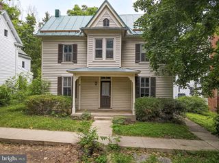 17 OLD PROSPECT AVE, Shepherdstown, WV 25443