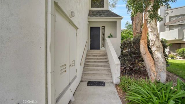 158 N Singingwood Street 2, Orange, CA 92869