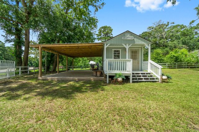 8851 Us Highway 59 N, Livingston, TX 77351