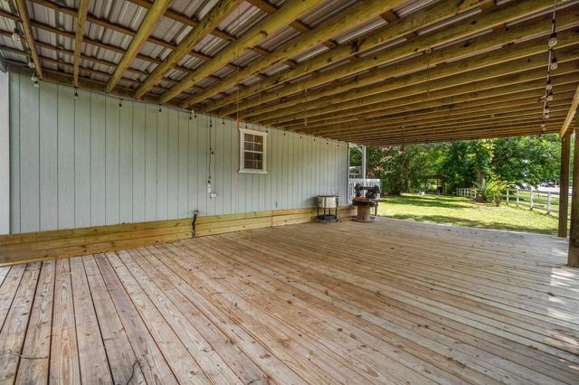 8851 Us Highway 59 N, Livingston, TX 77351