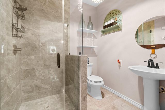 8851 Us Highway 59 N, Livingston, TX 77351