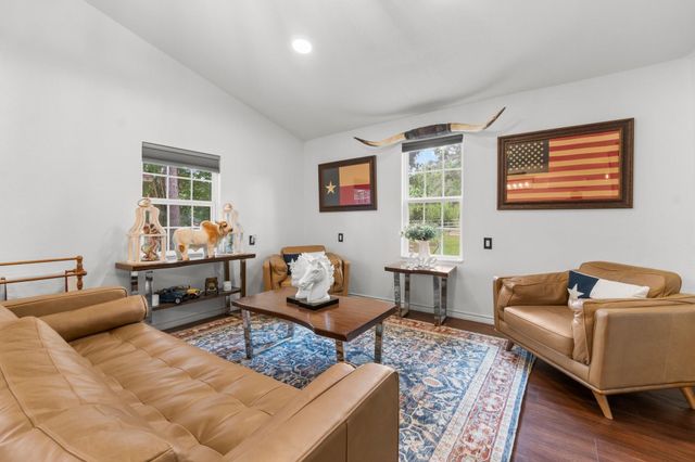 8851 Us Highway 59 N, Livingston, TX 77351