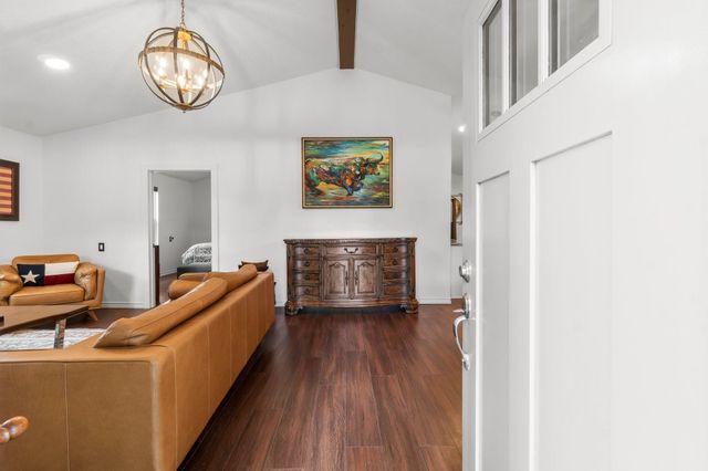 8851 Us Highway 59 N, Livingston, TX 77351