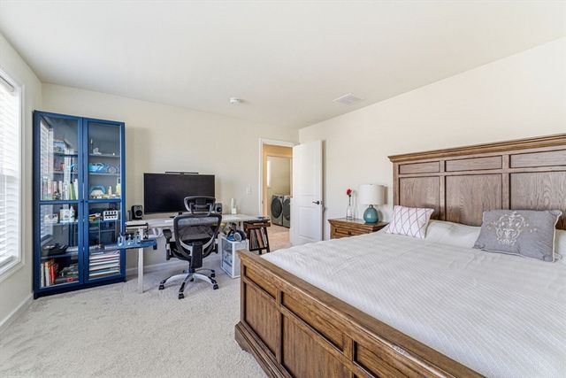 6 Cooley Dr 6, Woburn, MA 01801