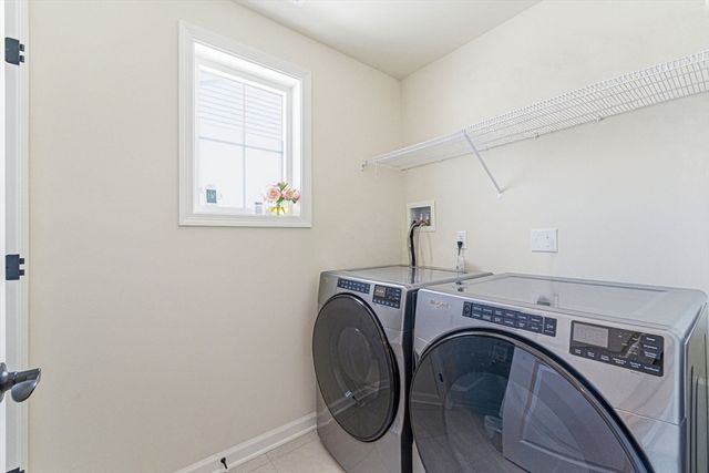 6 Cooley Dr 6, Woburn, MA 01801
