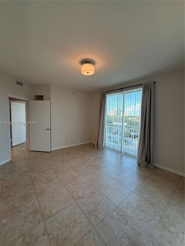 7270 SW 89th Street C301, Miami, FL 33156