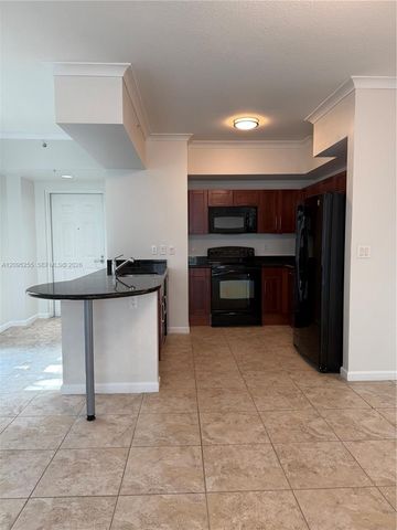7270 SW 89th Street C301, Miami, FL 33156