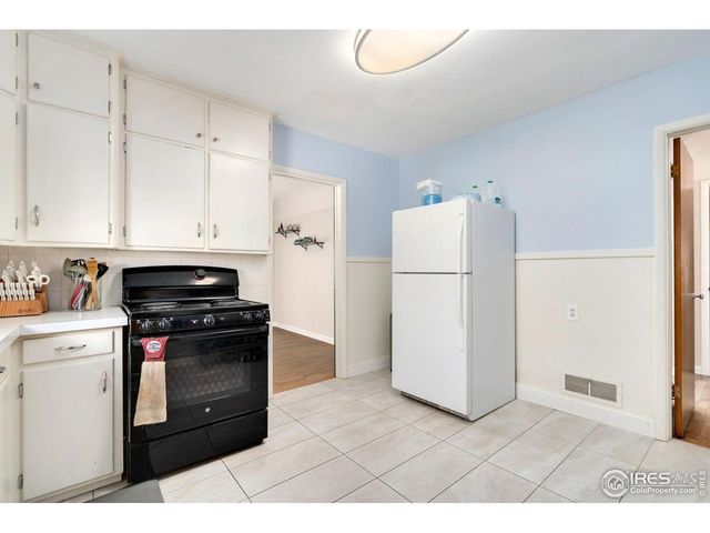 1927 13th St, Greeley, CO 80631